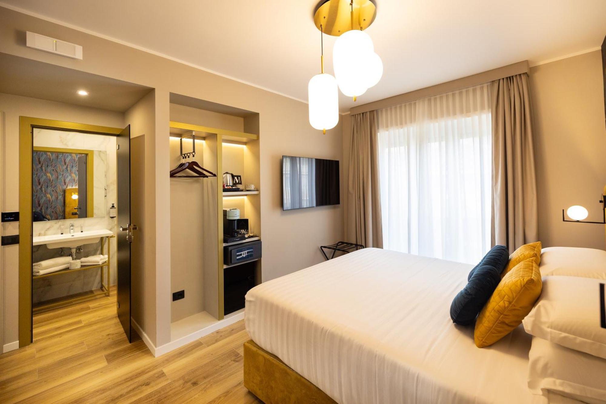 Mavi Luxury Suites โรม ภายนอก รูปภาพ