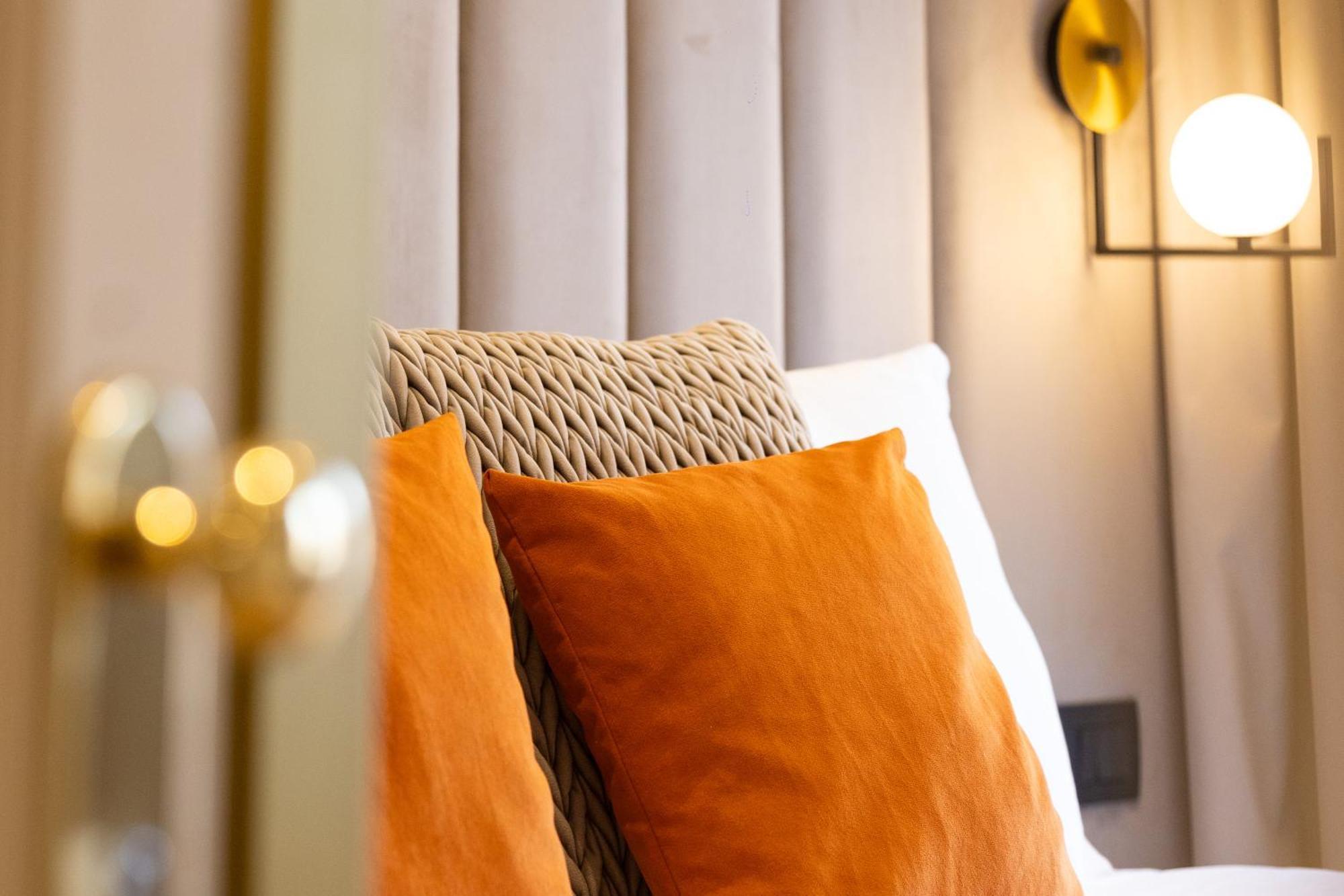 Mavi Luxury Suites โรม ภายนอก รูปภาพ